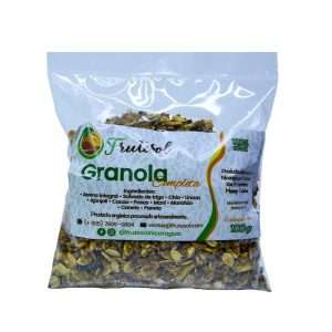 Granola completa con ingredientes naturales elaborada por Frutesol
